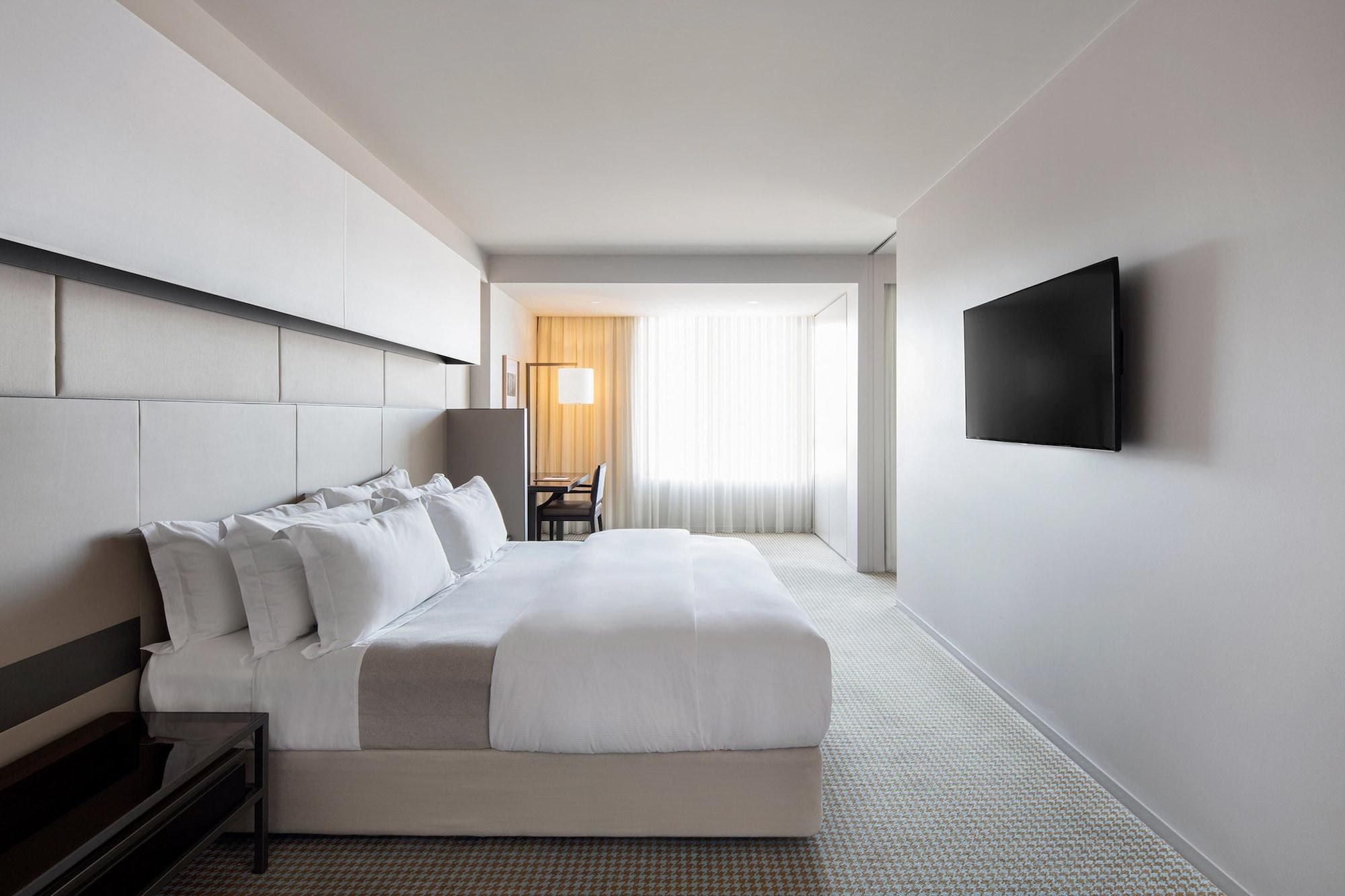 קנברה Hotel Realm מראה חיצוני תמונה A room at the hotel