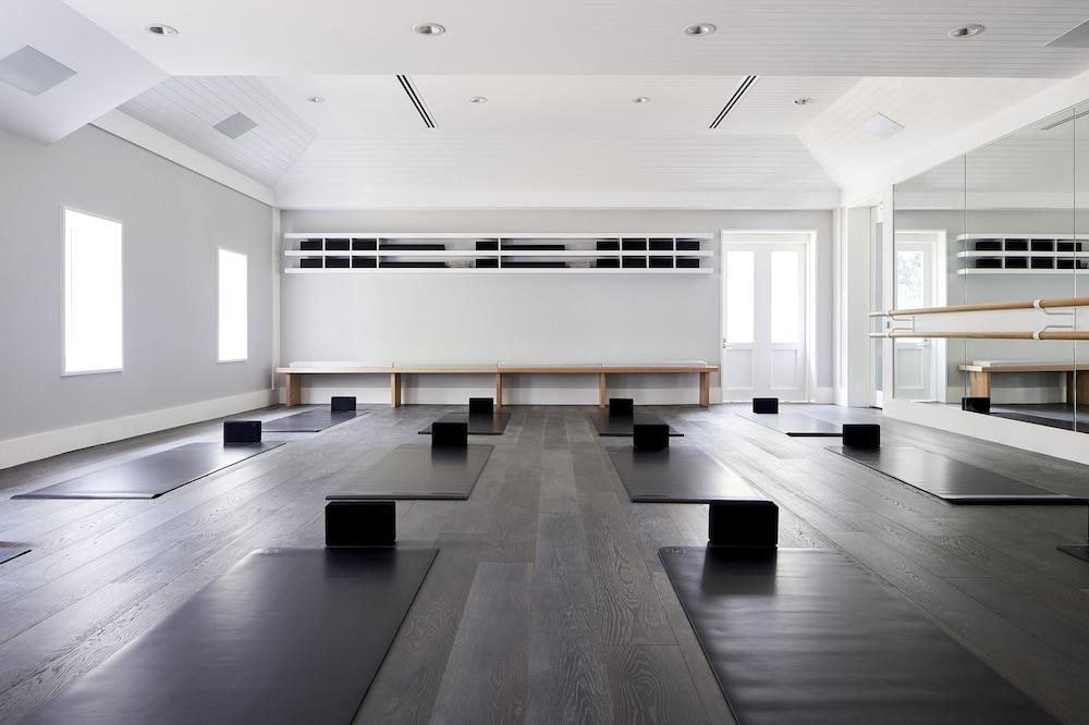 קנברה Hotel Realm מראה חיצוני תמונה The interior of the ballet studio