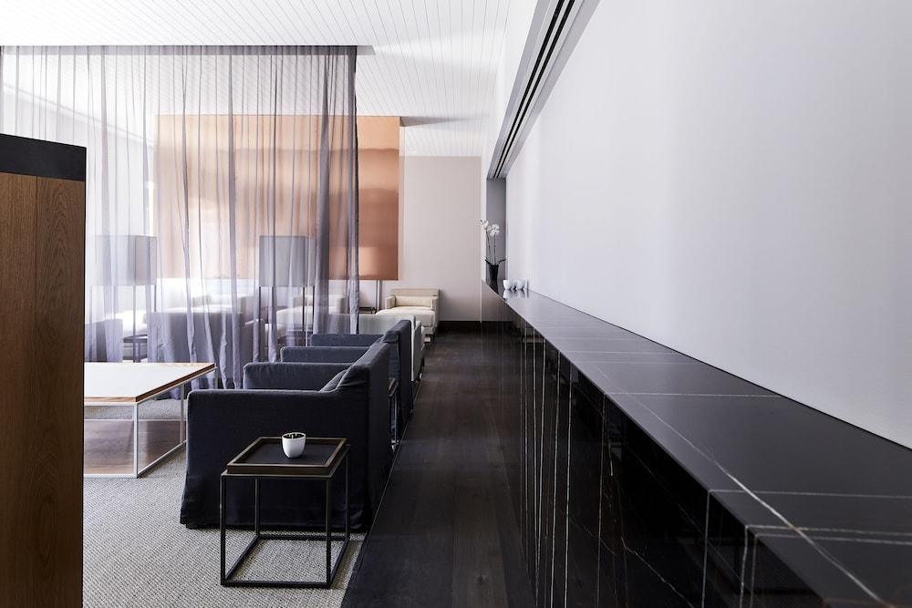 קנברה Hotel Realm מראה חיצוני תמונה The interior of the lounge
