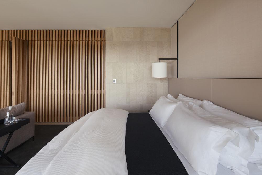 קנברה Hotel Realm מראה חיצוני תמונה A room at the hotel