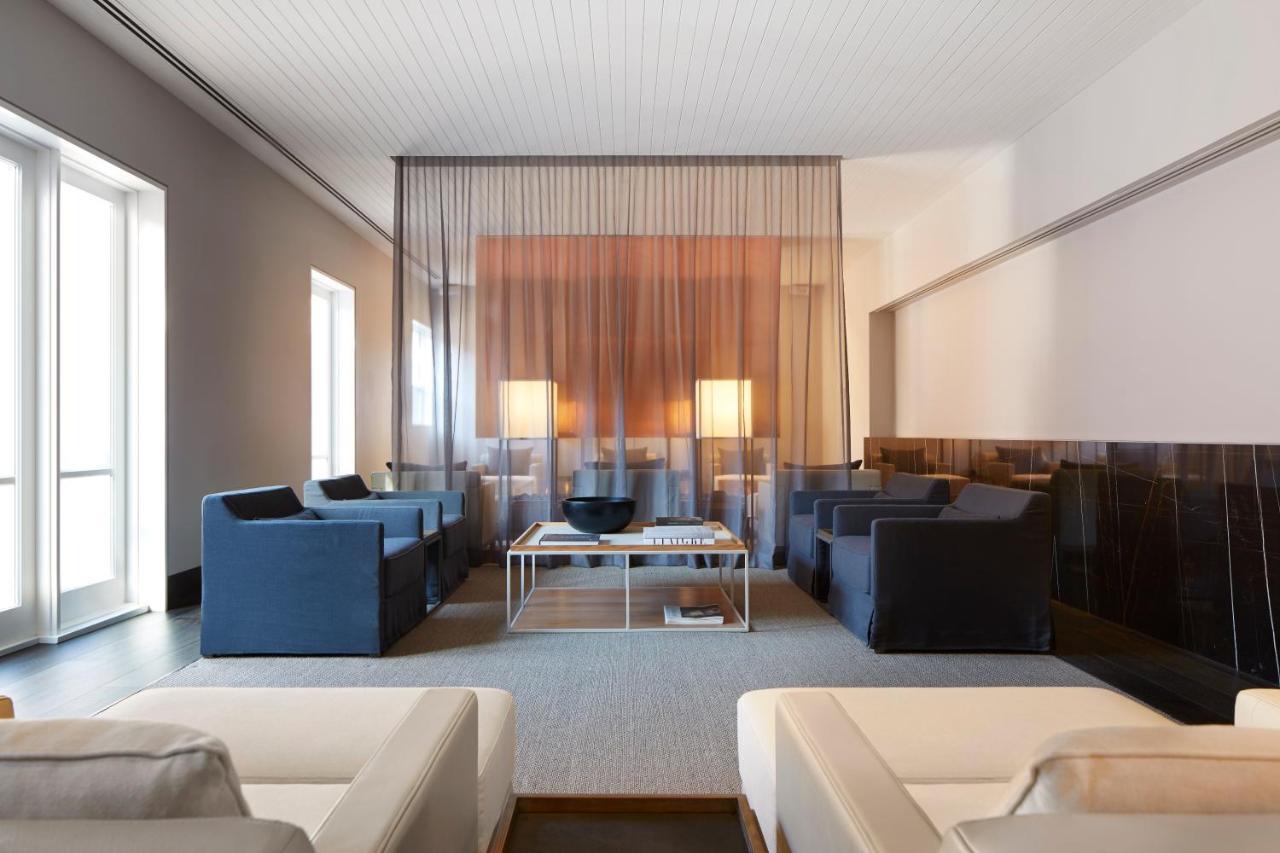 קנברה Hotel Realm מראה חיצוני תמונה The lounge at the airport